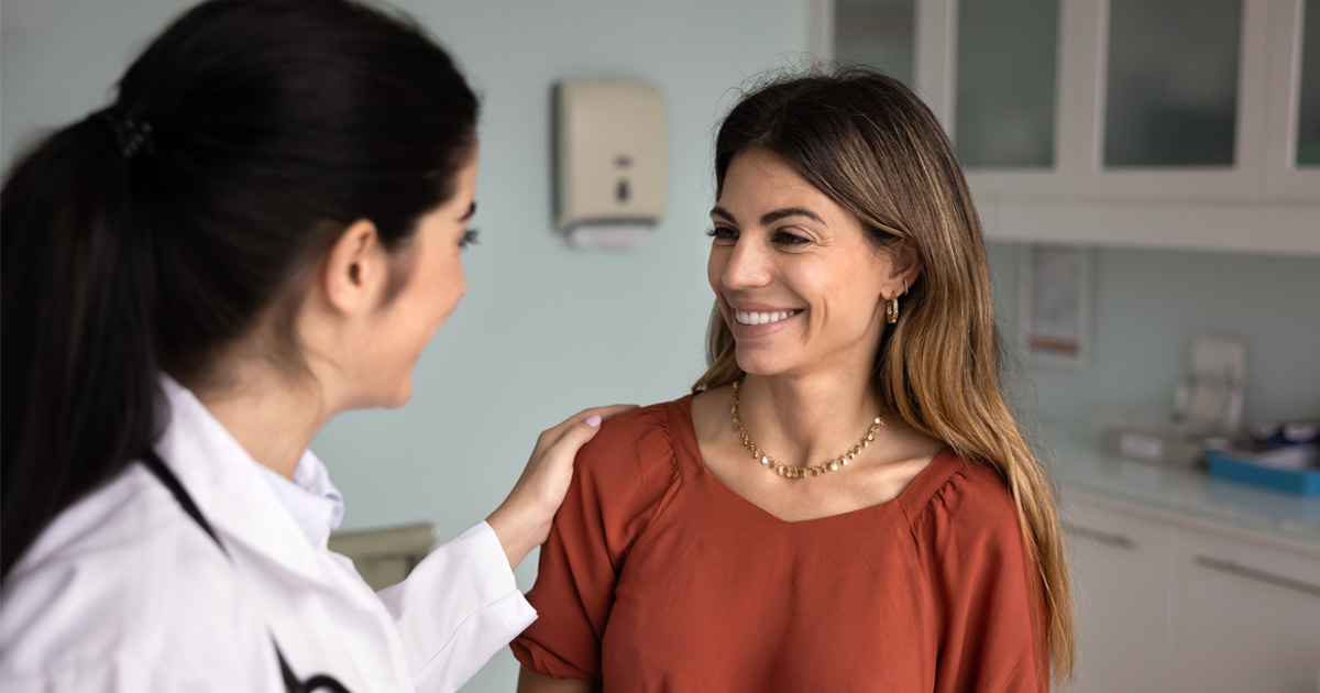Women's HRT in Palm Harbor FL provider consulting with a female patient